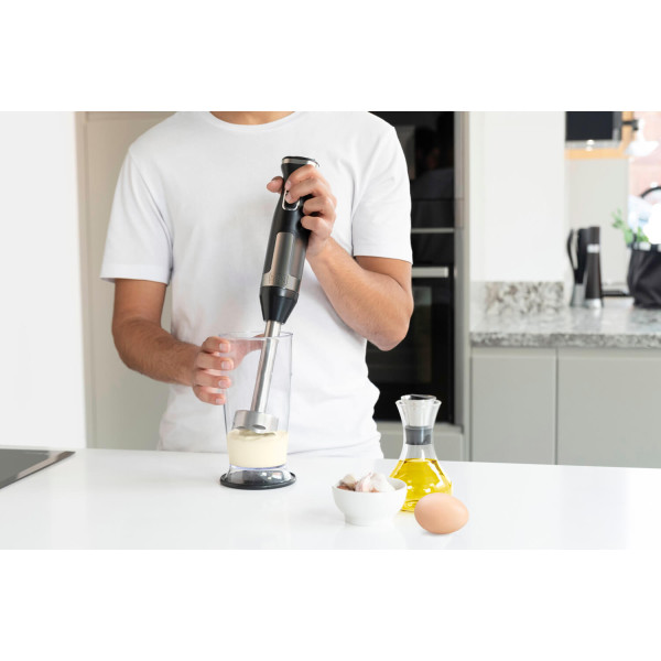 Ручной блендер BLACK+DECKER BXHBA1500E
