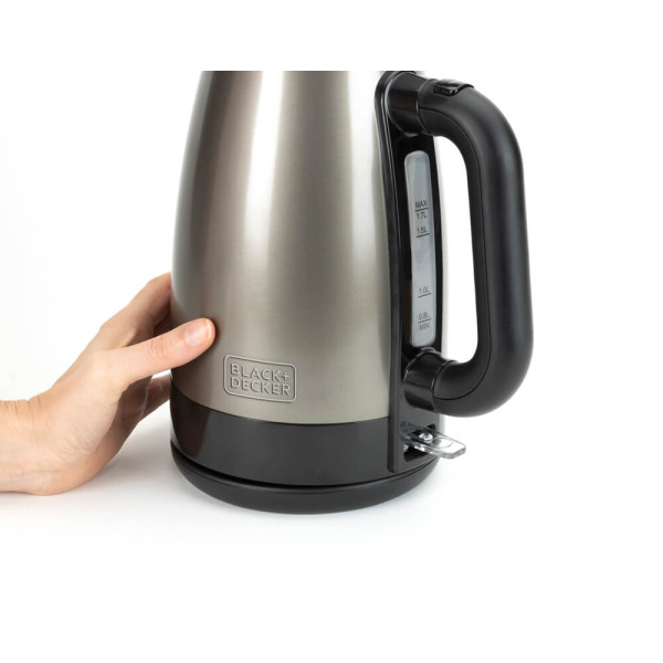 Электрочайник BLACK+DECKER BXKE2201E