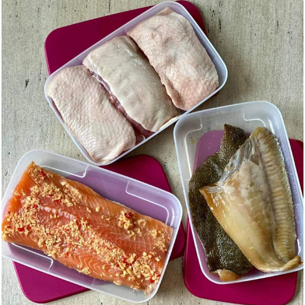 Контейнер Система холодильник 650мл Tupperware із рожевою кришкою